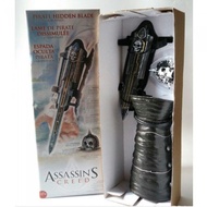 Assassin's Creed IV Black Flag Pirate Hidden Blade