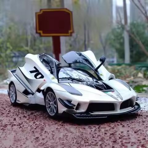 Bburago 1:32 Ferrari FXX K EVO Alloy Sports Car Model Diecasts Metal Racing Car Vehicles Model Simul