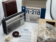 National Panasonic R-218 可攜式收音機
