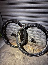 Fulcrum Racing Quattro 碳纖維輪組