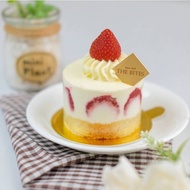 Mini Cake Strawberry Short Cake