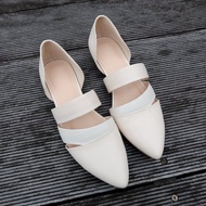 【知性之旅】牛皮繞帶尖頭平底鞋