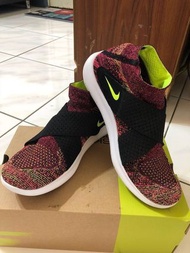 Nike Free RN Motion Flyknit 女鞋 8號(25)