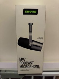 Shure MV7 銀色