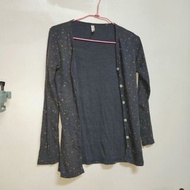 原價150、台灣製 星星罩衫外套 // 可換物