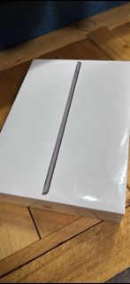 全新未拆封 Apple Ipad9 64g 太空灰色