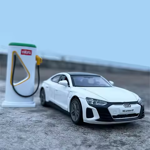 1:36 Audi RS ETron GT Coupe Alloy New Energy Car Model Diecasts Metal Charging Vehicles Car Model So