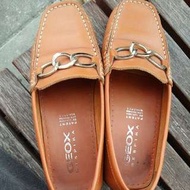 Geox 專櫃皮鞋