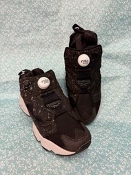 全新Reebok Pump Fury 黑色 中童波鞋 EUR33 / 22cm