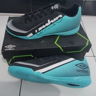 sepatu futsal original umbro