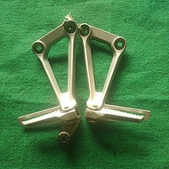 Rear footstep CBR 150R old rear footrest cbr150 r 2014