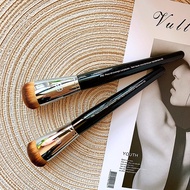 Swan Sephora's new 66 drop-shaped foundation brush without trace makeup makeup brush