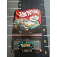 Hot Wheels - Mail in 2021 rubber tyre 71 Porsche 911