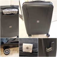 正品20吋BENTLEY 登機 行李箱|Authentic Bentley 20 inches Luggage [拉杆箱 行李箱 喼 拉喼 旅行箱 旅行喼 行李 手拉車 手推車 購物車|luggage, cart, baggage, suitcase, carriage, trolley, travel, shopping cart]