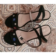 Preloved shoes size 38
