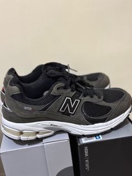 New balance 2002R