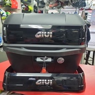 GIVI TOP COVER B32 PAINTED+ LOGO GIVI+SCREW (METALIC BLACK)