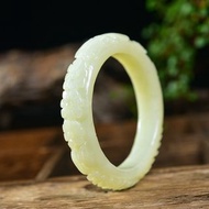 天然和田玉黃口料雕花手鐲 圈口56.6mm 油潤柔和