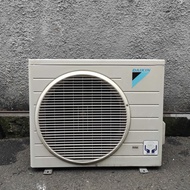 outdoor AC Daikin 1.5 pk second