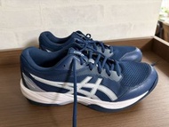 ASICS 排球鞋