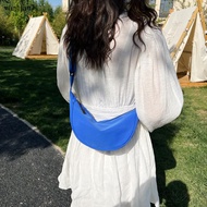 wei Dumpling Bag - Stylish And Lightweight Shoulder Bag/Crossbody Sports Bag ie