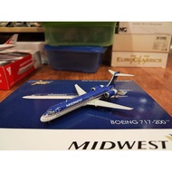 1/400 scale Midwest Boeing B717-200 aircraft model (Gemini Jets)