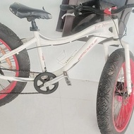 sepeda gunung Wimcycle fatman