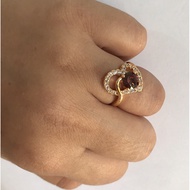 22K Maroon Titanium Middle Gem Love Ring