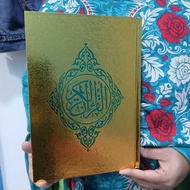 Al Quran tanggung emas uk21 x15cm kertas hvs