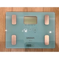 【二手】歐姆龍OMRON 體脂計 體重計 HBF-212 水藍色