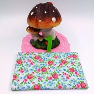 UK Makower- 100% Cotton Fabric / Kain Cotton FQ