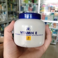Thai vitamin e Moisturizer, Thai vitamin e Cream With Green Cap Genuine Weight 200g