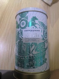 Fortnum and Mason 限定版英女皇70白金禧 盒樂餅盒 platinum jubilee