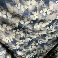 PREMIUM SILK SATIN FABRIC WITH ABSTRACT MOTIF - ABSTRACT MOTIF SATEN FABRIC - ABSTRACT MOTIF FABRIC 