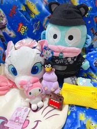 《買一送一·絕版貨尾》 迪士尼瑪麗貓袋 富貴貓袋 送日本東京迪士尼袋 🌟《買一送二》2022絕版、人地二手都炒到$5xx，日本黑貓水怪公仔 🌟2020絕版日本Melody像素公仔掛飾🌟日本多domo君