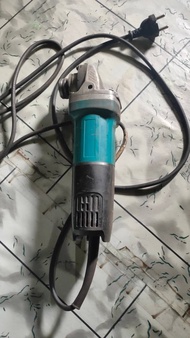 gerinda makita/ maktek