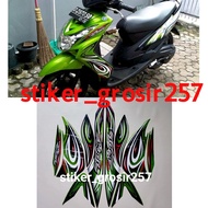 HIJAU STICKER STRIPING LES LIST BODY MOTOR yamaha mio SOUL 2008 BLACK GREEN mio soul accessories