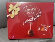 Lindt Lindor 瑞士蓮牛奶軟心巧克力禮盒225g milk chocolate