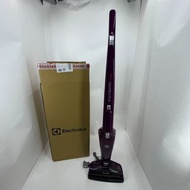 ❮二手2折❯ 瑞典 Electrolux 伊萊克斯 ZB3102 無線吸塵器 直立式吸塵器 吸塵器 寵物吸塵器 家用