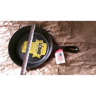 Brought Back From The United States Made In The Lodge 8 Inch L5SK3 Dutch Pot