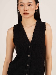 knitCircle - VEST (8 สี) knitCircle x Madmatter เสื้อกั๊กไหมพรมถัก คอวี เส้นด้าย Tape แบน ลายทอหลวม 