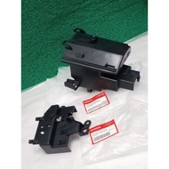 HONDA RS150 RS 150 100% BOON SIEW BATTERY BOX / COVER BATTERY 50320-K56 / 50330-K56 BOX BATERI / BAT