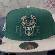 Mitchell & Ness Hunter Green Cream