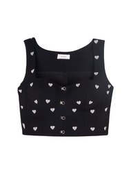 Kloset Design Embellished Heart Crop Top (PF24-T009-C) เสื้อแขนกุดปักลายหัวใจและมีบราเสื้อชั้นในที่