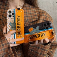 Bur.berry Wristband Phone case 15 15Pro 15promax 14 14Pro 14ProMax 13 13pro 13promax Case Fashion Bear simple iphone case 12pro soft shell phone case 11 Trendy iphone 12 12promax classic Upgrade