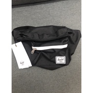 Herschel Seventeen Bag