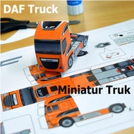 Miniatur Truk DAF Sticker DAF Model Akrilik Kayu Miniatur Truk Amerika