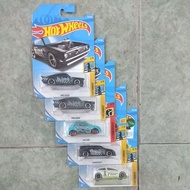 Hot wheels checkmate cars