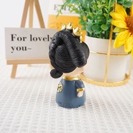 Birthday Cake Baking Decoration Resin Crafts Home Desktop Decoration Cartoon Emperor Queen Birthday 