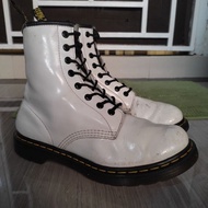 Dr. Dr. Dr. Martens Docmart DM 8 Hole 1460 Thailand Mid Boots White Vegan Leather Original Size 41 I
